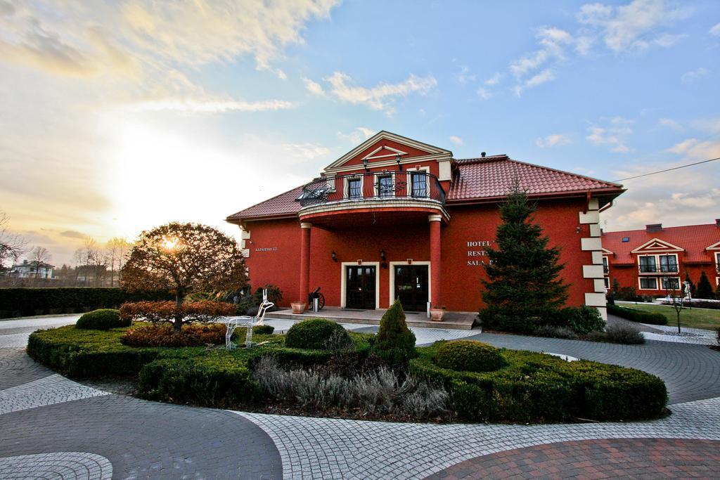 Hotel Milord Pultusk Exterior photo