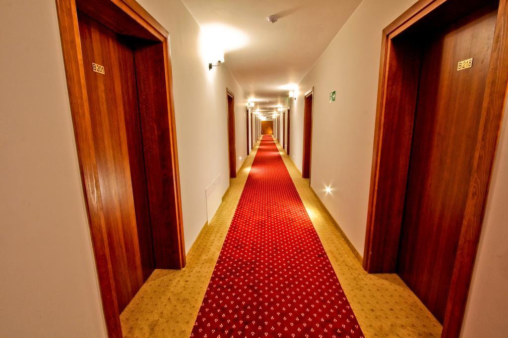 Hotel Milord Pultusk Exterior photo