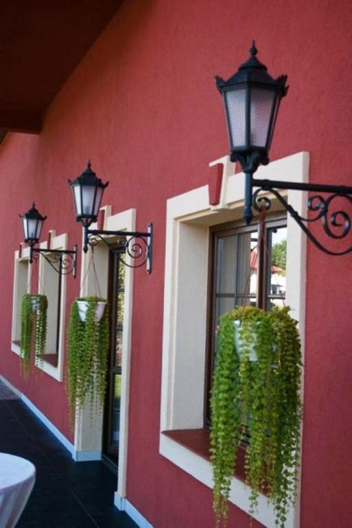 Hotel Milord Pultusk Exterior photo